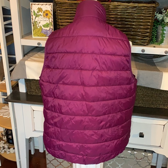 Xersion Jackets & Coats Xersion Packable Plum Puffer Vest Size Xl